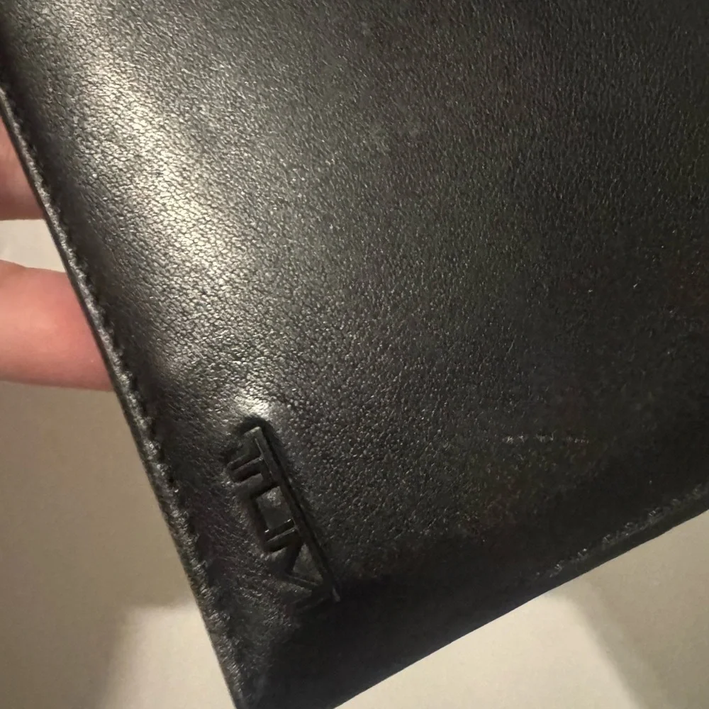 Tumi elegant dark